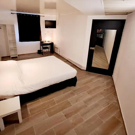 Crystal Denis Basilique Saint-Denis (Seine-Saint-Denis)