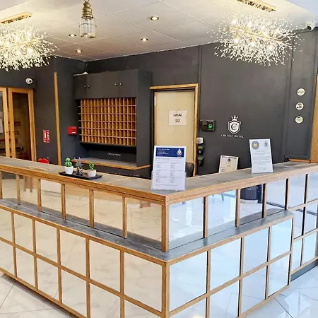 Hotel Crystal Denis Basilique 3*